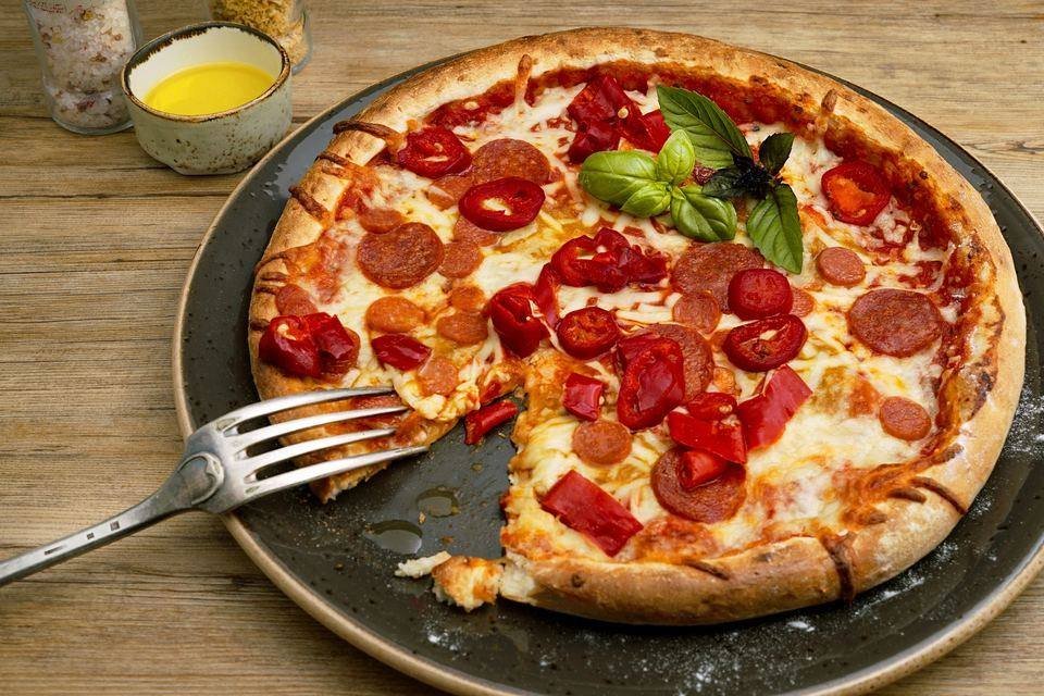 Family Pizza Spot